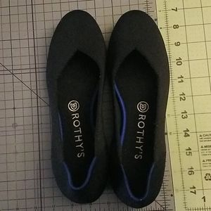Rothy's flats black size 8.5